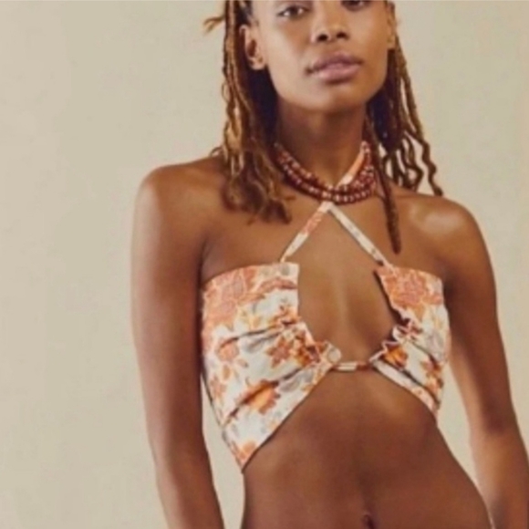 NWT Free People Summer of Love Convertible Bandeau Halter Top size M - Picture 2 of 6